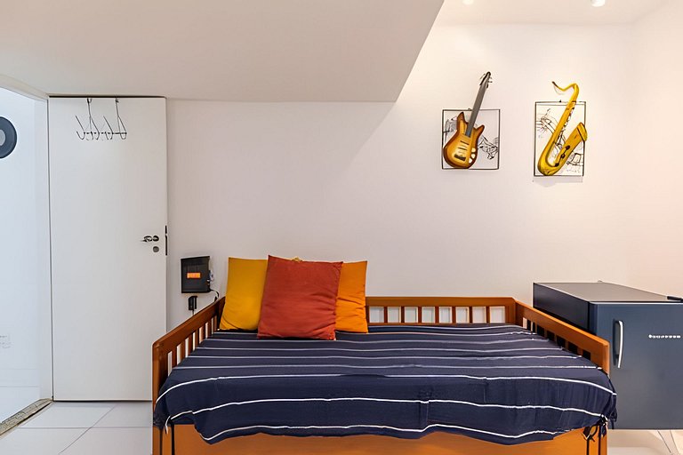 Loft 109 Ipanema Tom Jobim