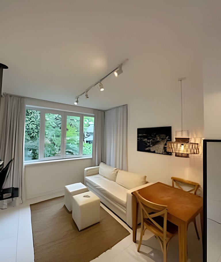 Apart Leblon Prime 301