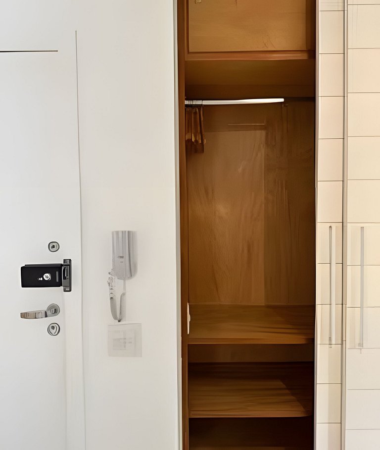 Apart Leblon Prime 301