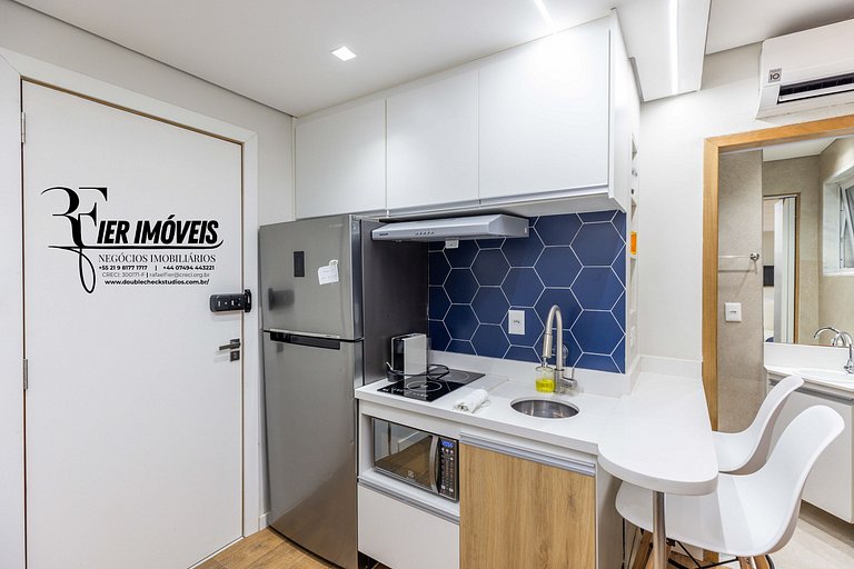 Apart 1️⃣ 2️⃣ 5️⃣ Monsieur Leblon