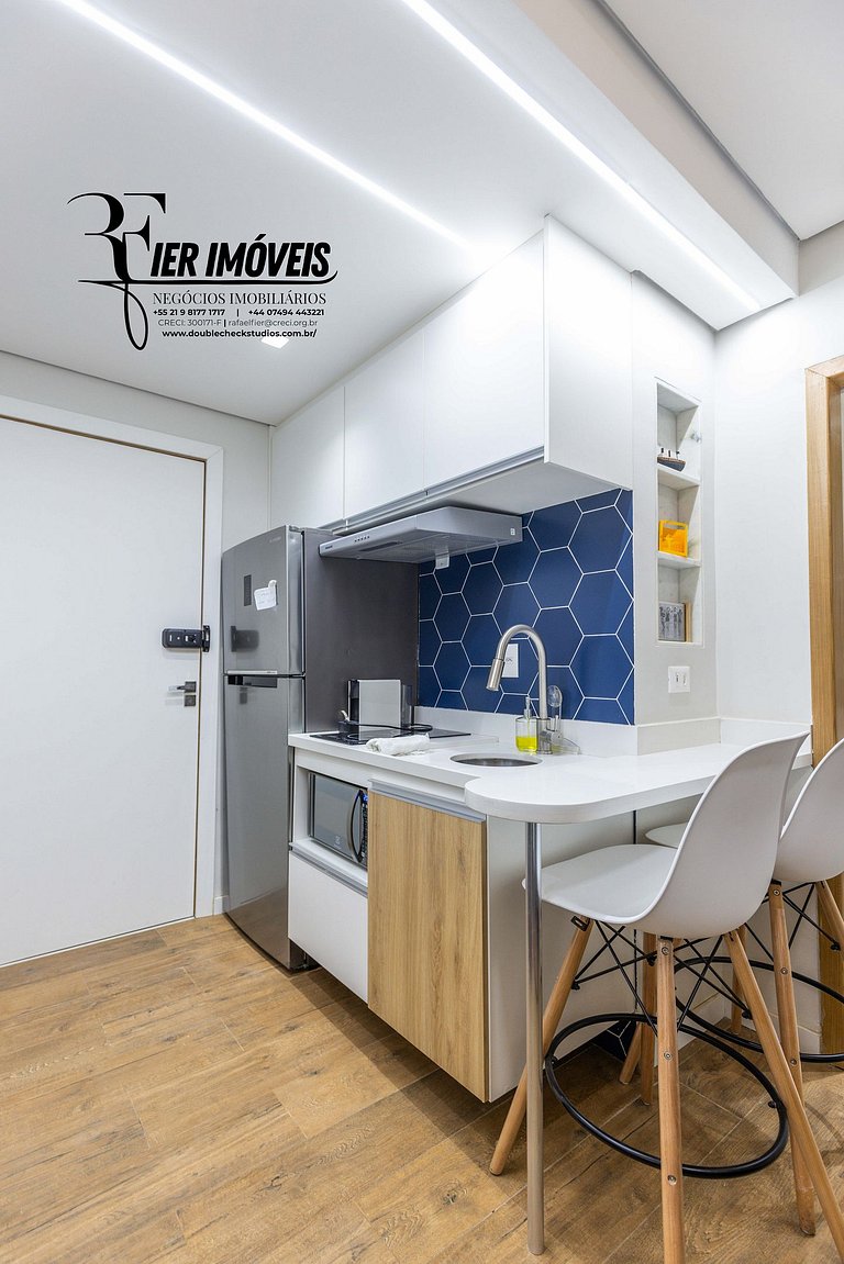 Apart 1️⃣ 2️⃣ 5️⃣ Monsieur Leblon