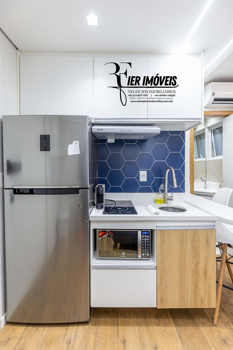 Apart 1️⃣ 2️⃣ 5️⃣ Monsieur Leblon