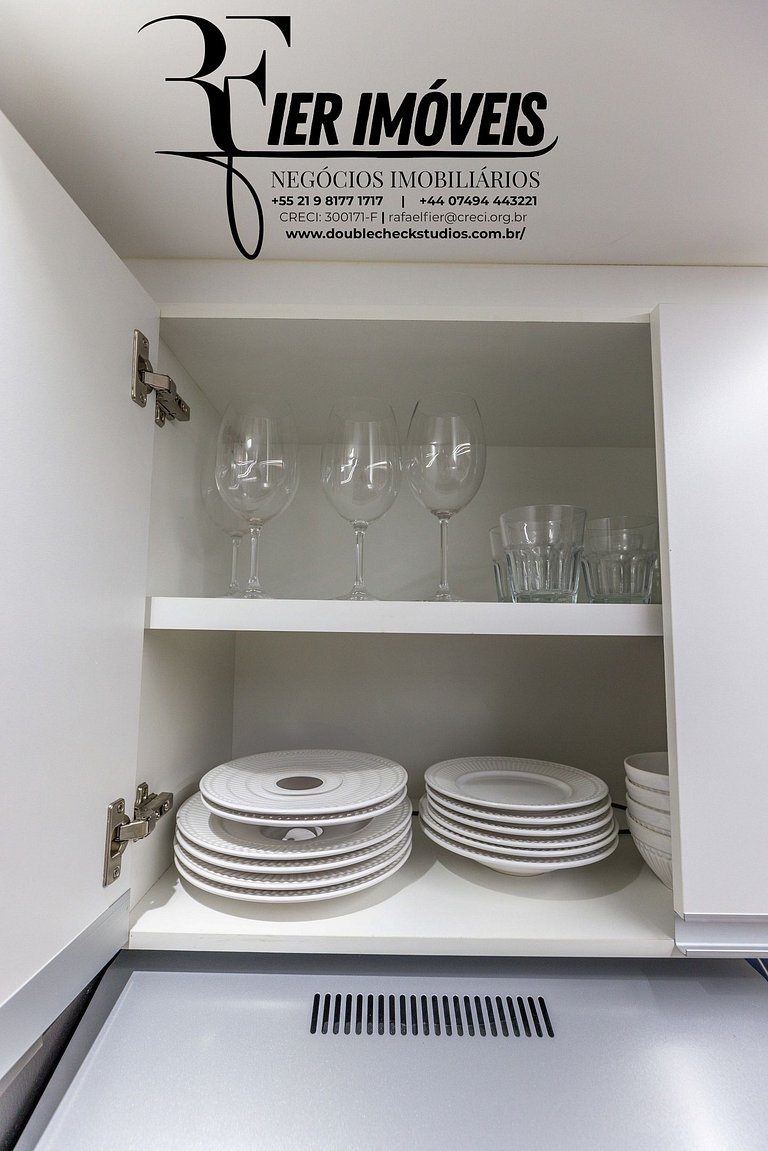 Apart 1️⃣ 2️⃣ 5️⃣ Monsieur Leblon