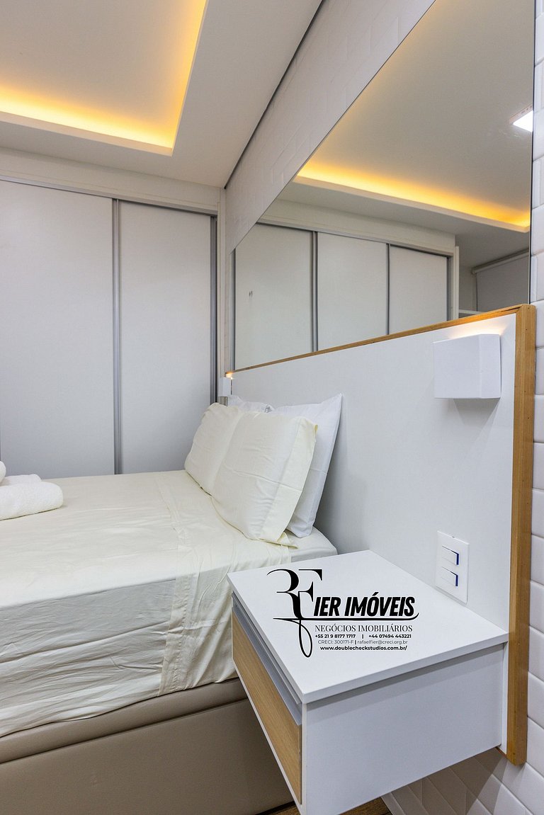 Apart 1️⃣ 2️⃣ 5️⃣ Monsieur Leblon