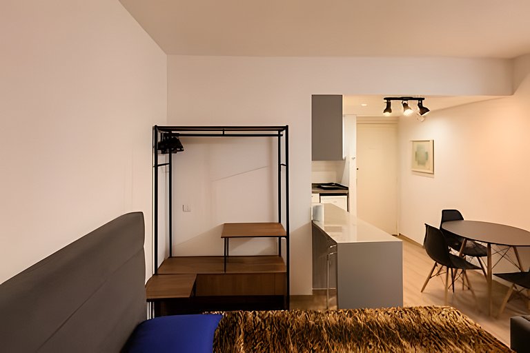 Apart-hotel 2️⃣ 0️⃣ 0️⃣ 3️⃣ QI Intelligent