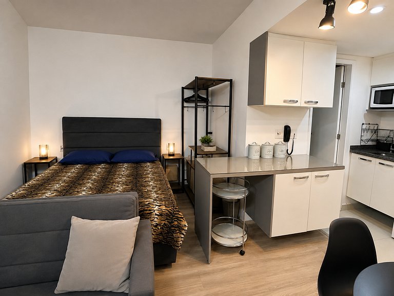 Apart-hotel 2️⃣ 0️⃣ 0️⃣ 3️⃣ QI Intelligent
